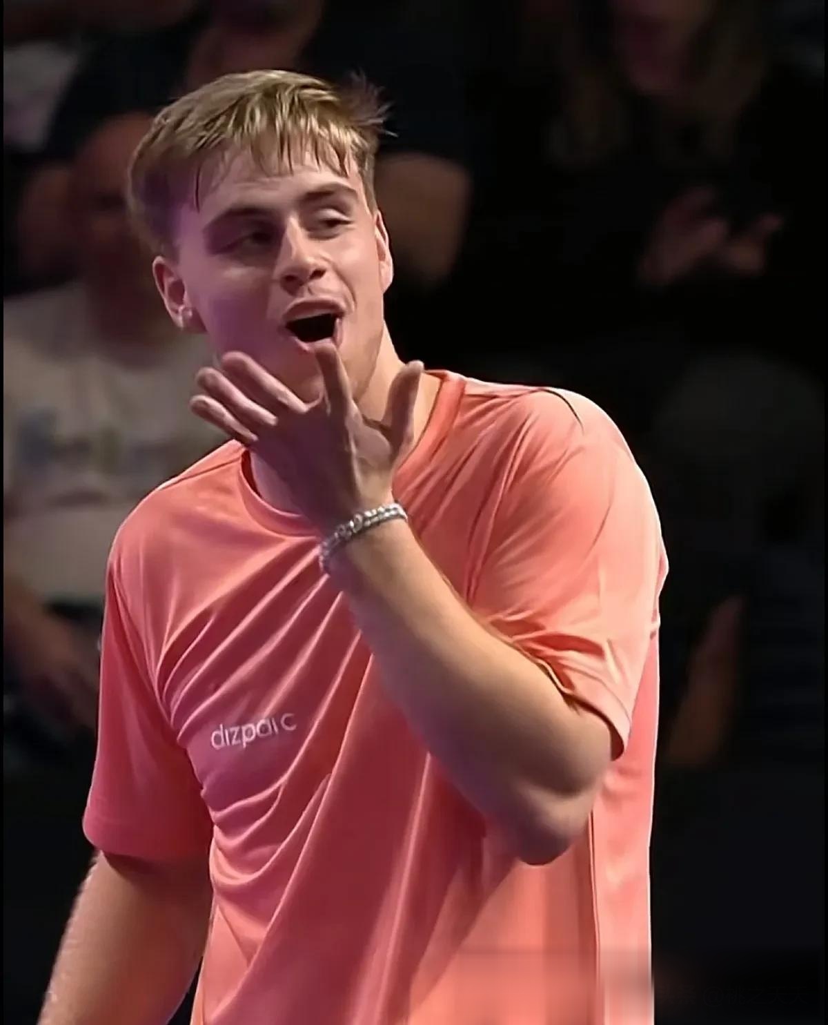 yabo-Ning连续十二场比赛得分超过出色发挥，法国队不断突破！观众掌声雷动-yabo