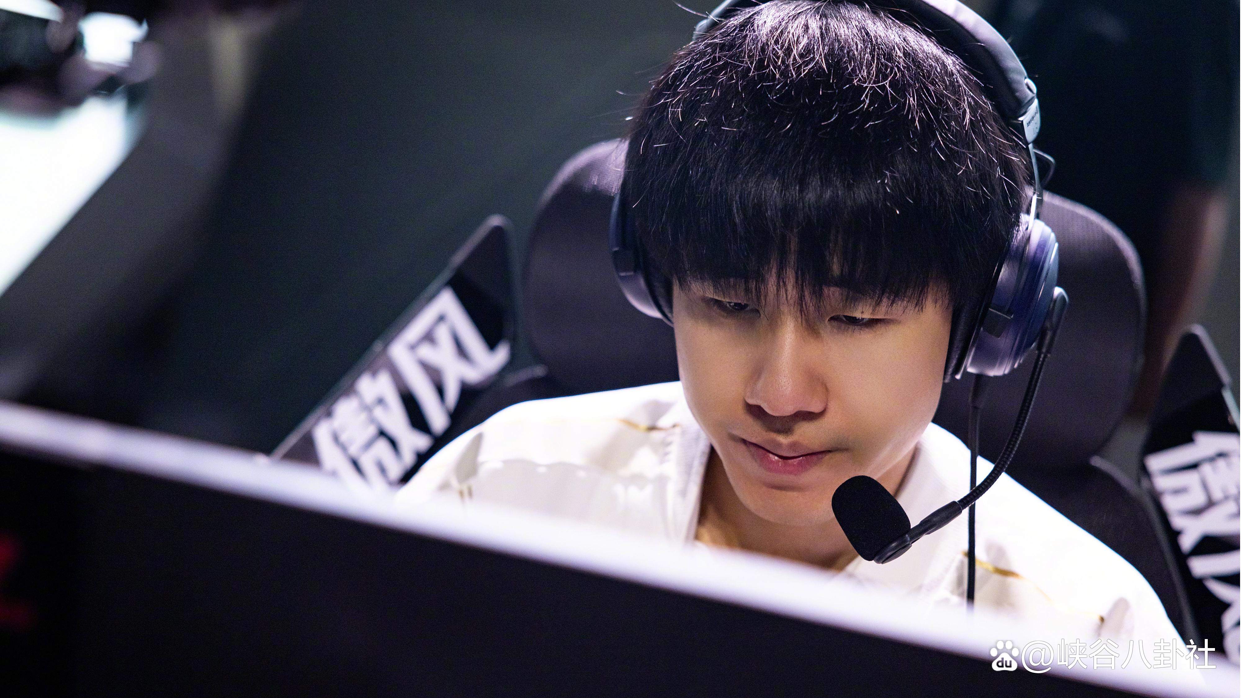 亚博体育-Rookie新星大比分获胜表现突出，德国队前途光明！热度持续攀升-亚博体育