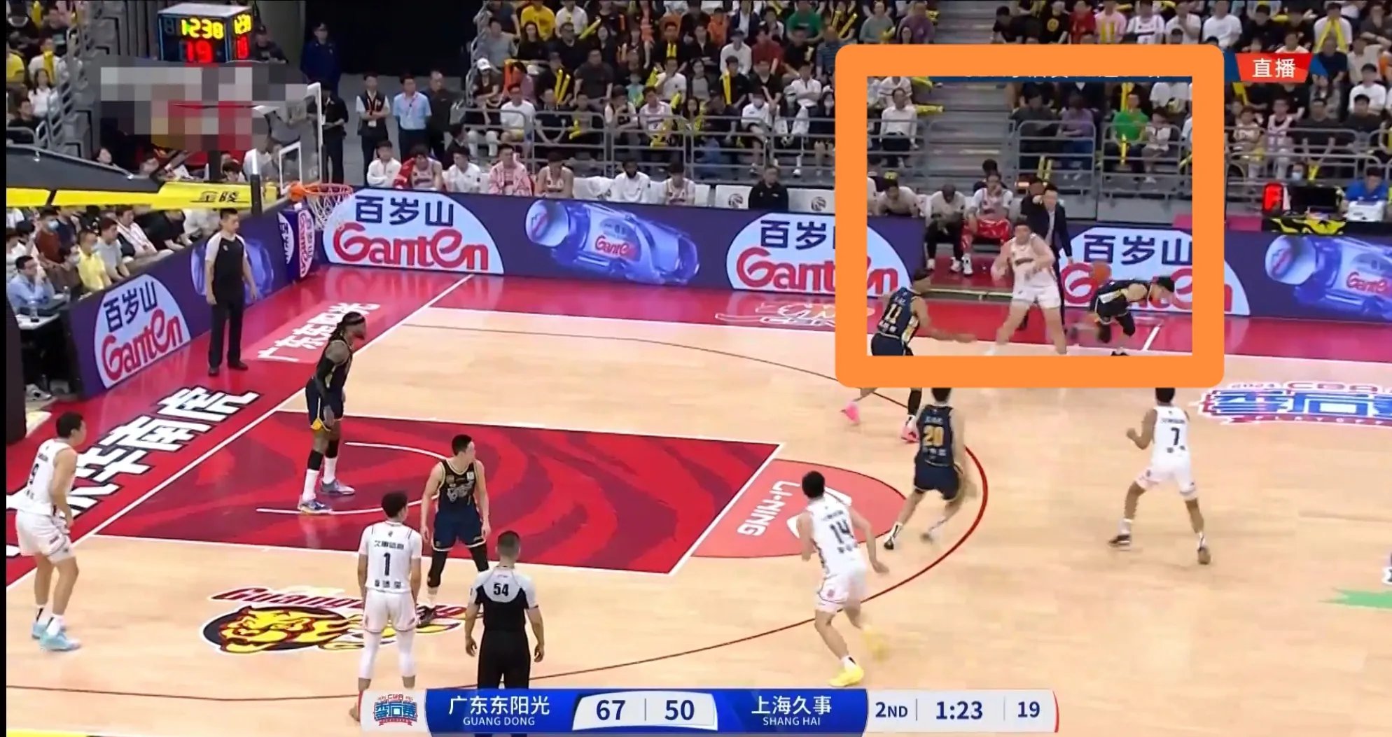 亚博体育-转折点上海久事外线爆发，CBA常规赛今晚攻防权衡，媒体盛赞，年轻球员得到机会的简单介绍-亚博体育